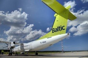 air_baltic_q400_2_